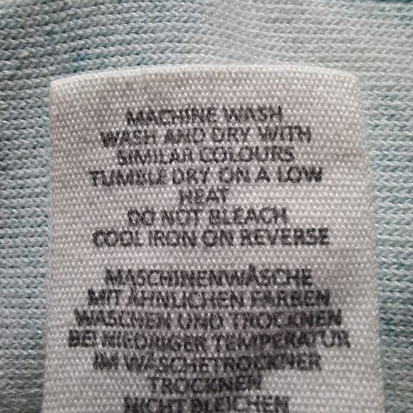 Mini Boden star print towelling shorts - Picture 10 of 10